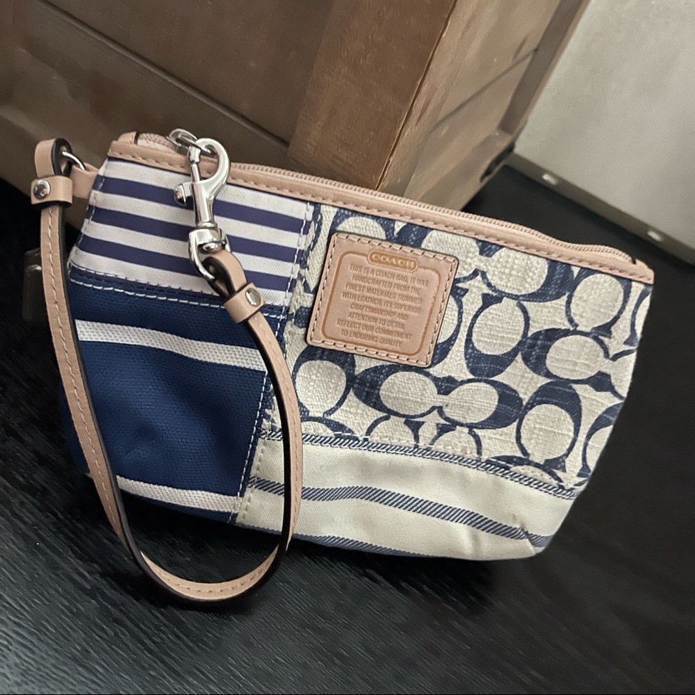 Authentic Coach Wristlet - Demin Blue & White - Vintage 10+ yrs old